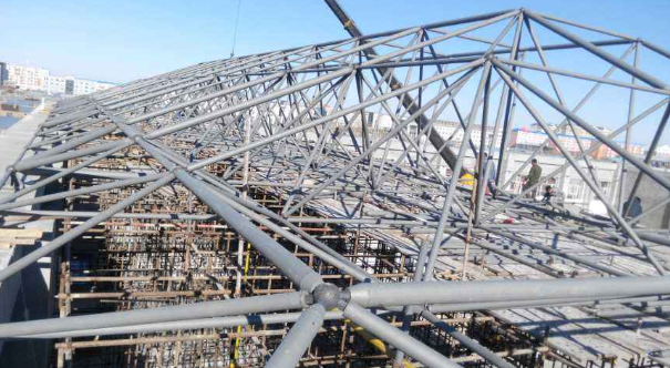锦州细数网架装配中抉择应用钢结构对室第的优势